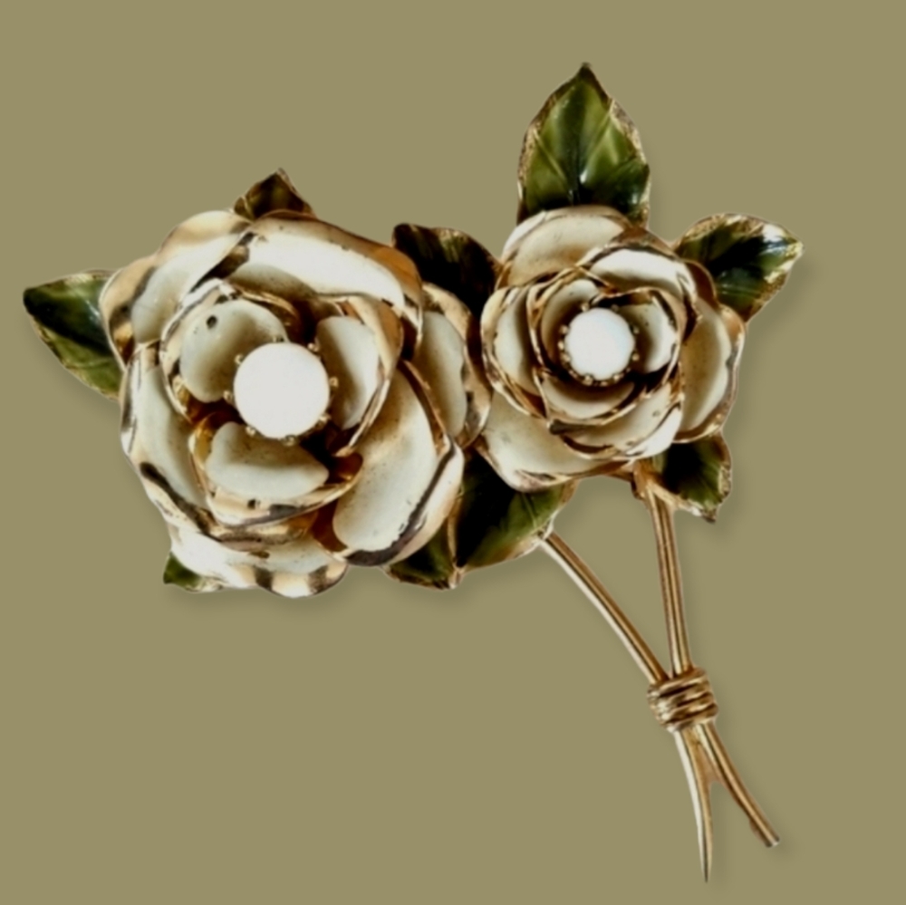 Vintage Mid Century Enamel Flower Bouquet Brooch